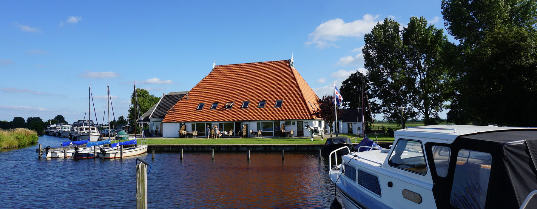 Attractive holiday home rental in Friesland