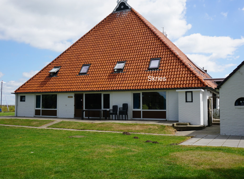 Holiday home Skries