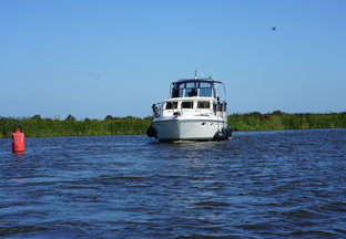 Motoryacht „Jupiter“ 6 to 8 persons